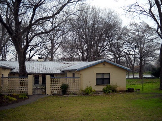 1st image of 1321 Boenig Dr