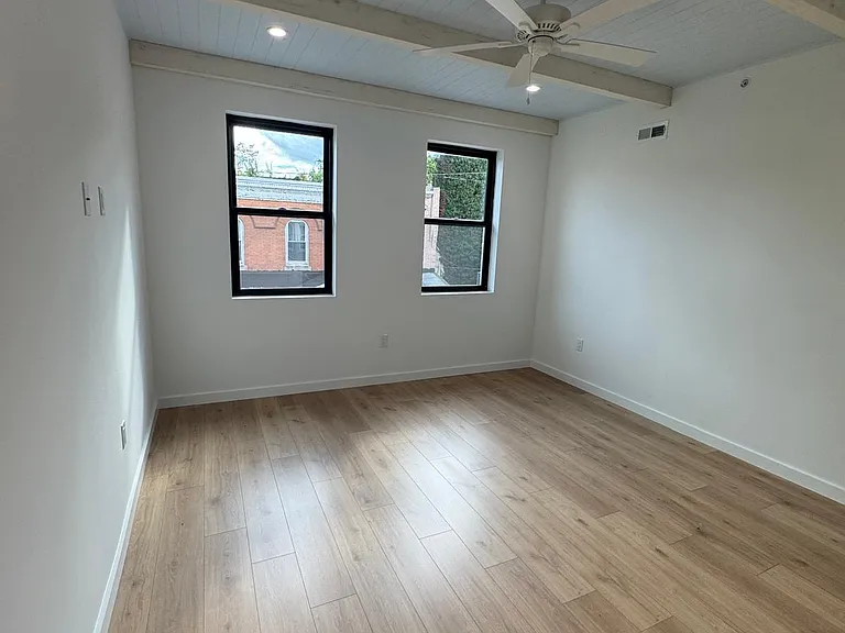 3237 Page St — Photo 21