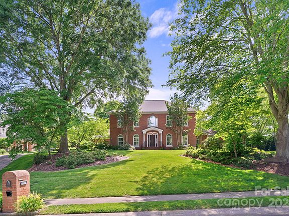 2nd image of 4100 Moorland Dr