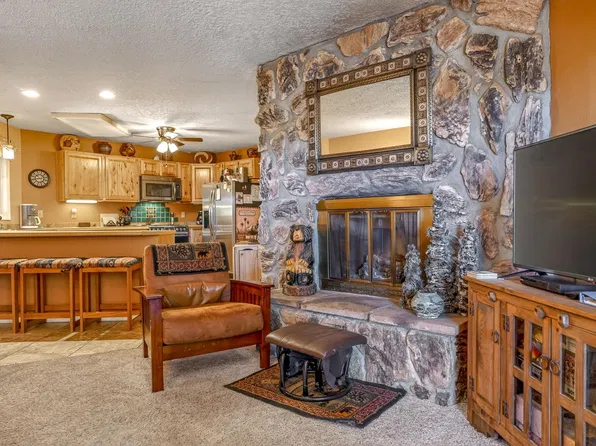 11 Squaw Valley Ln Starlight 2, Angel Fire, NM 87710