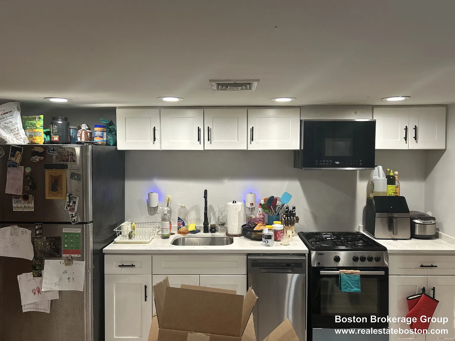 2 bed, $2,383 — Photo 2