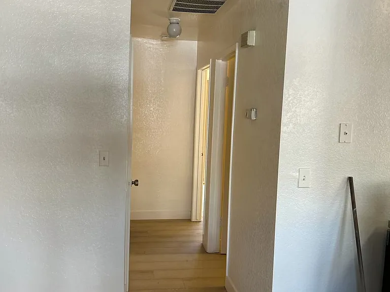 640 E Hawkeye Ave #2 — Photo 7