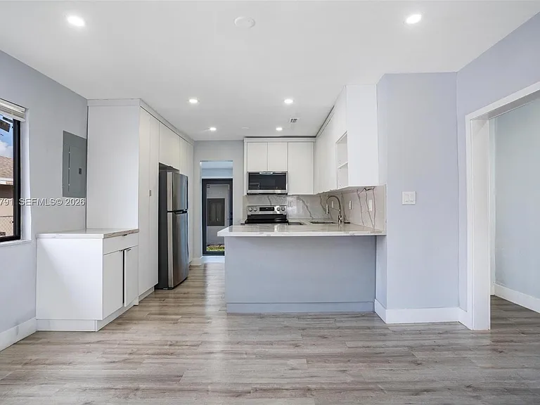781 NW 108th St — Photo 3
