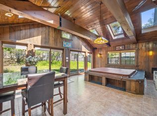 1401 Scenic Dr, Hubertus, WI 53033