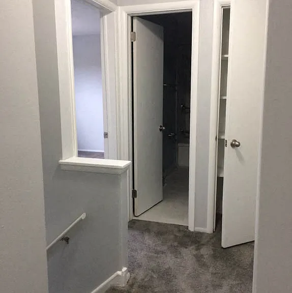 Garfield Villa Apartments — Photo 6