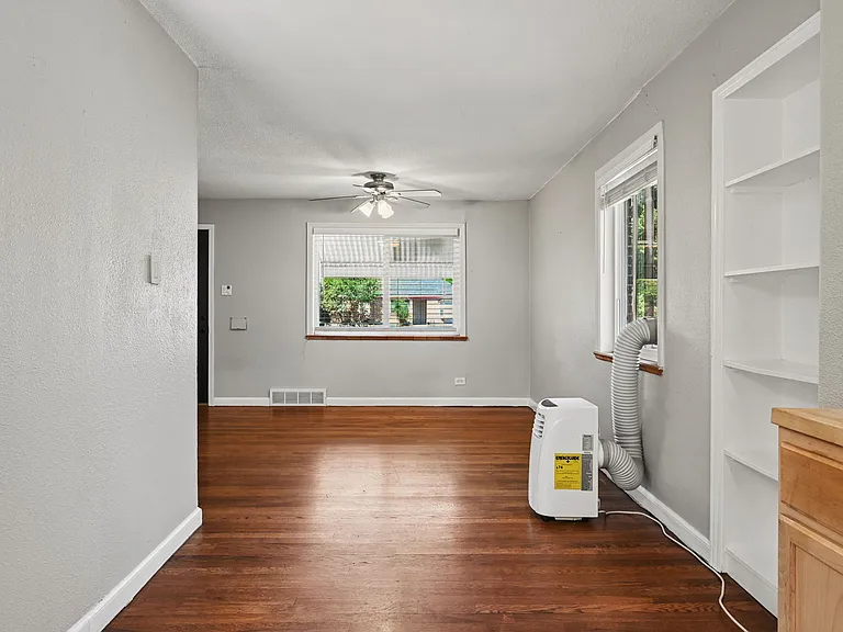 1054 Leyden St — Photo 6