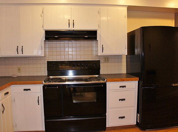 4th image of 734 11th St