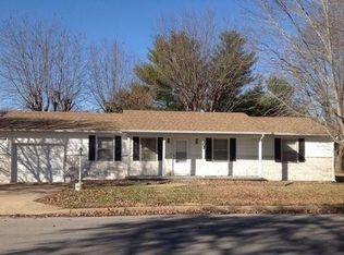 203 Fox Creek Rd, Rolla, MO 65401