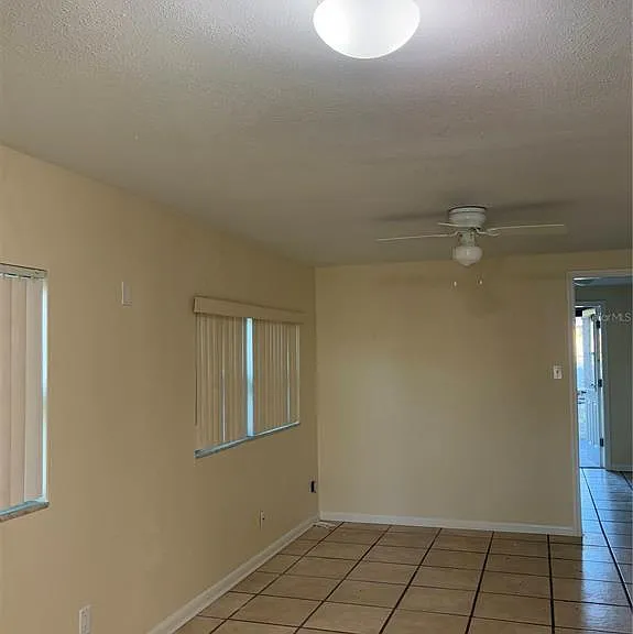 4119 W La Salle St — Photo 27