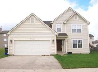 39243 N Queensbury Ln, Beach Park, IL 60083