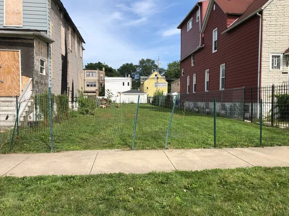 11141 S Edbrooke Ave, Chicago, IL 60628