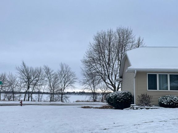 2nd image of 444 W Lake Ave