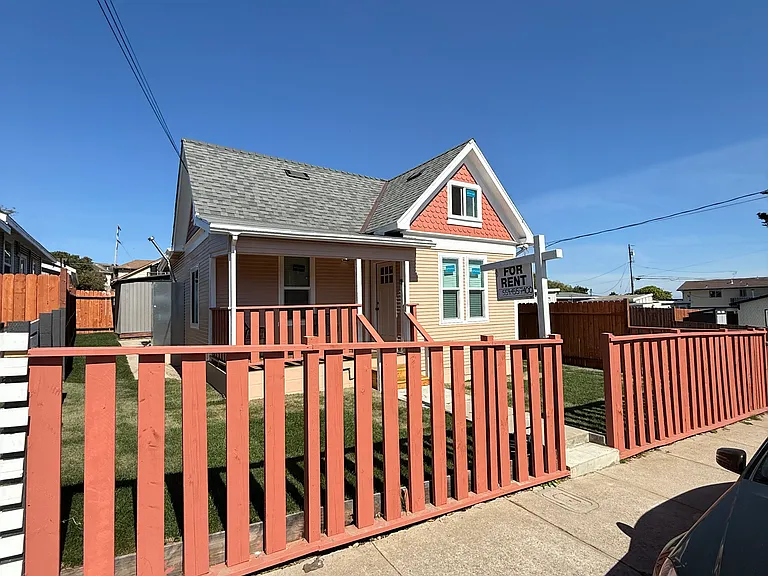 660 David Ave #A — Photo 2