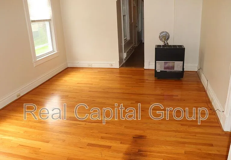 171 Lancaster St — Photo 6
