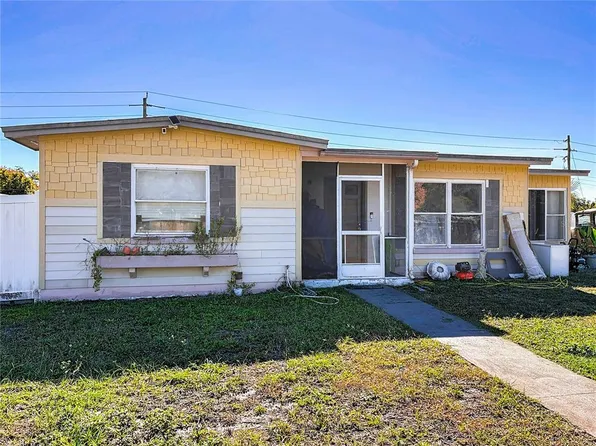 2271 E Dana Dr, Deltona, FL 32738