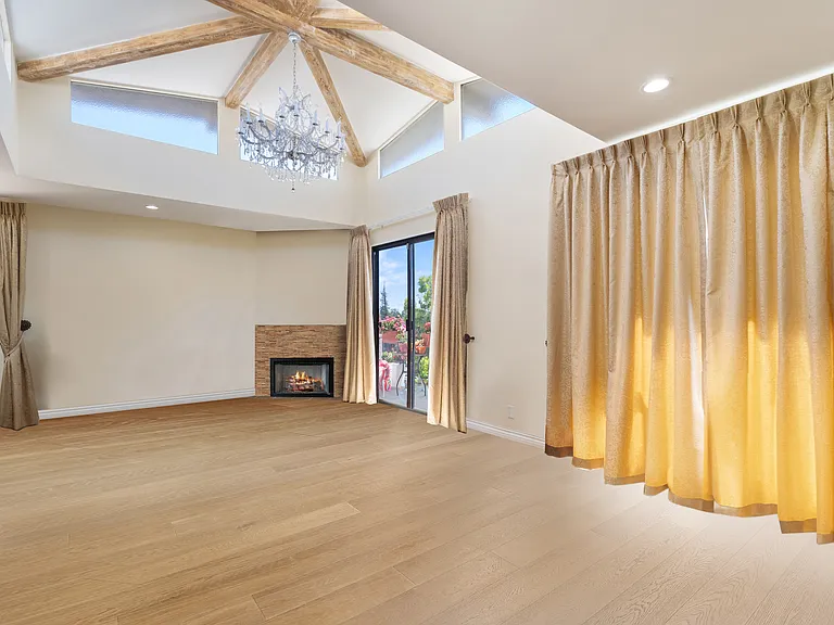 2175 S Beverly Glen Blvd #406 — Photo 2