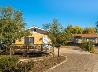 2727 Duranes Rd NW, Albuquerque, NM 87104