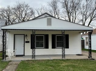 208 Hayes Ave, Elyria, OH