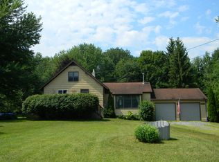 8879 Ellison Rd, Baldwinsville, NY 13027