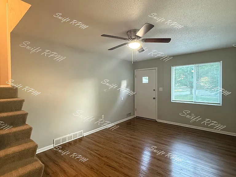819 E Sheridan St #1 — Photo 3