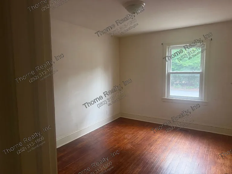 1201 Tarboro St — Photo 16