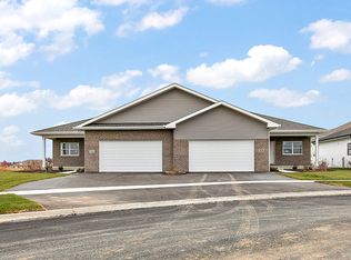 2057 Isabella Ln, Minooka, IL 60447