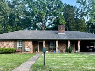 113 Rollingwood Dr, Natchez, MS 39120