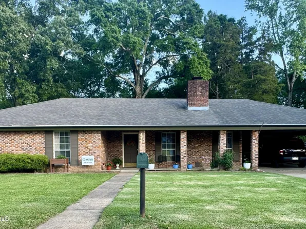113 Rollingwood Dr, Natchez, MS 39120
