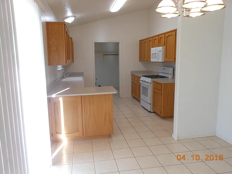 14 Lola Ct — Photo 13