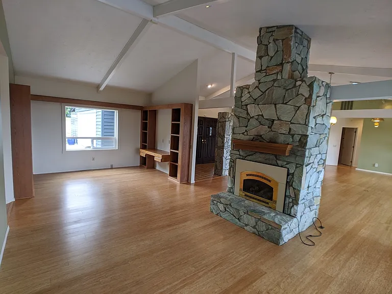 251 Old Schoolhouse Rd — Photo 16