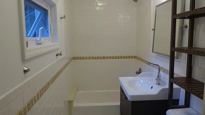 Rented by Garfield Realty  | media 19