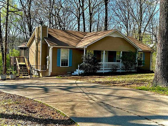 2nd image of 999 Ridgewood Dr