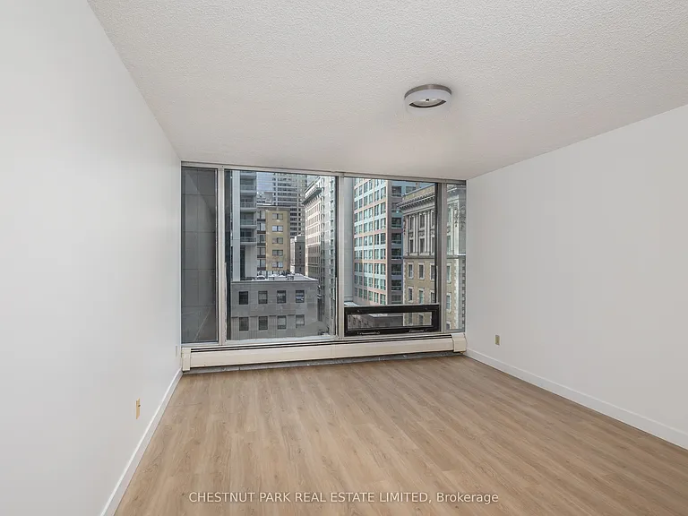 30 Wellington St E #1006 — Photo 4