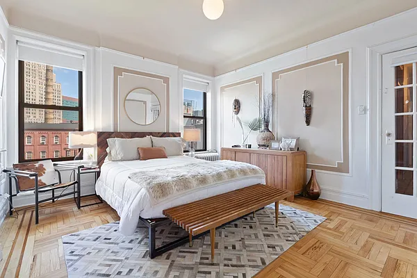 Sold by Compass | media 16