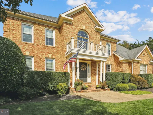 9056 Tower House Pl, Alexandria, VA 22308