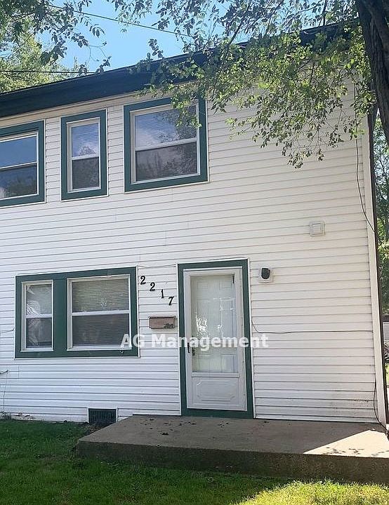 1st image of 2217 Delton Ct