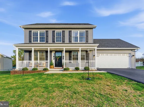 91 Latrobe Dr, Martinsburg, WV 25403