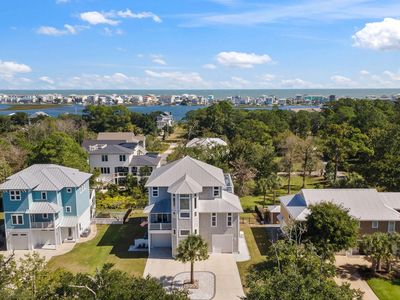 208 Oak Outlook Way N, Carolina Beach, NC, 28428