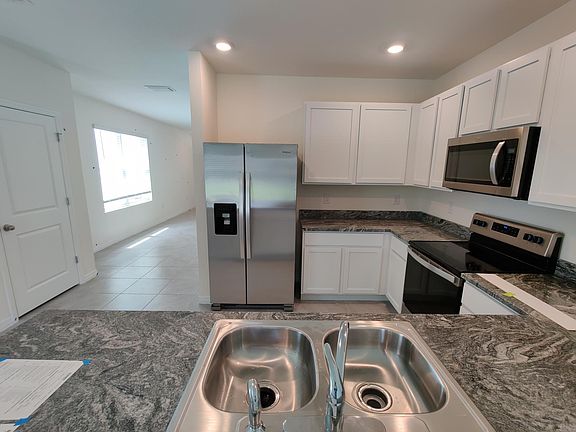 5th image of 36218 Canyonlands Dr