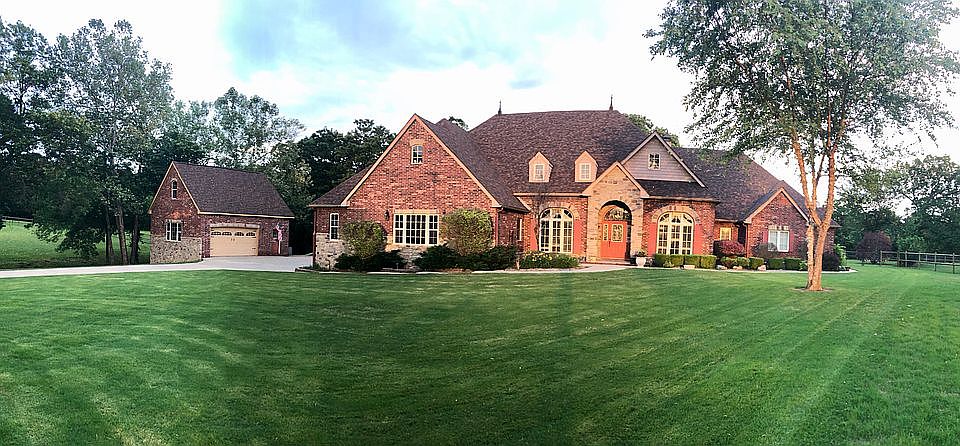 1st image of 15476 Brookview Ct