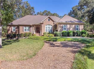 1033 Ladys Ln, Anderson, SC 29621