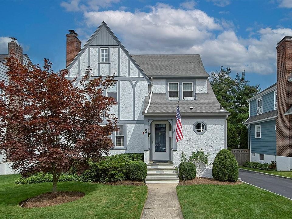 1st image of 5 Herbert Avenue