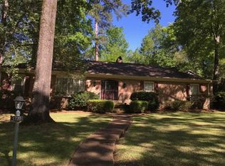 4720 Northampton Dr, Jackson, MS 39211