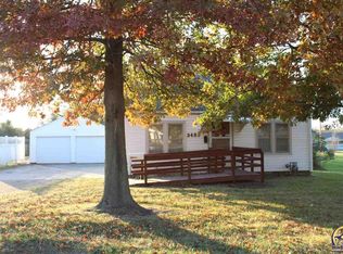 3433 SE California Ave, Topeka, KS 66605