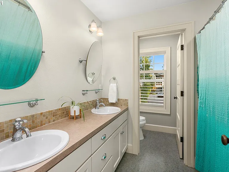 3155 Upper Dr — Photo 20