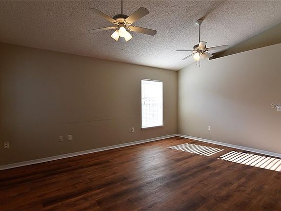4th image of 8749 Claiborne Ct