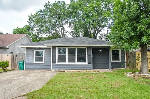 2109 Pomona Dr Photo 1 2109 Pomona Dr Photo 1