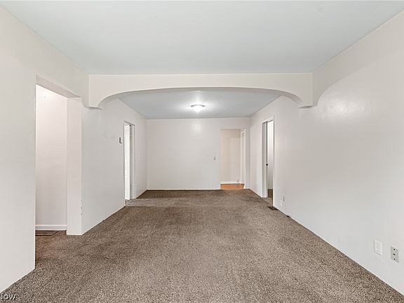 5th image of 1631 Mattie St SE