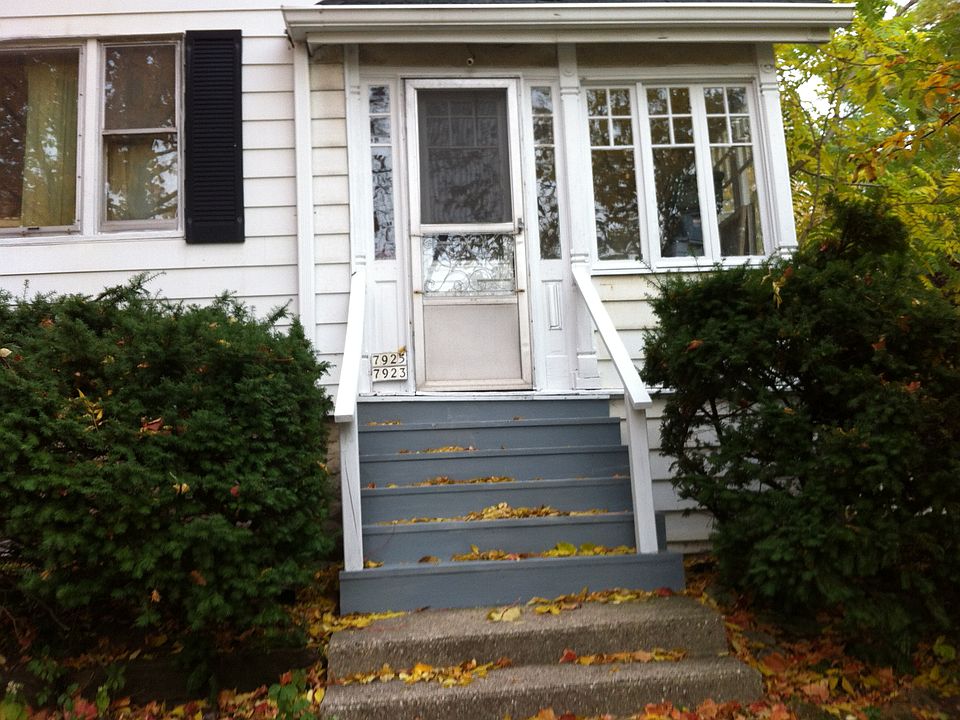 1st image of 7923 Harwood Ave