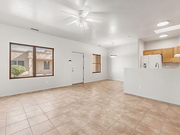 3rd image of 3011 Southern Blvd SE APT B